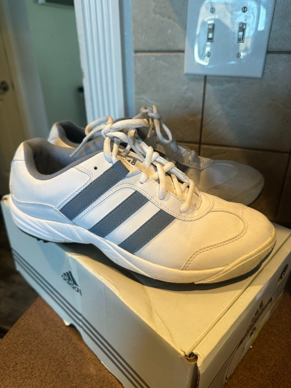 Adidas Traxion Paragon golf shoes size 8